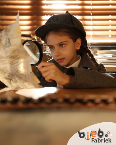 Kruip in de huid van een detective