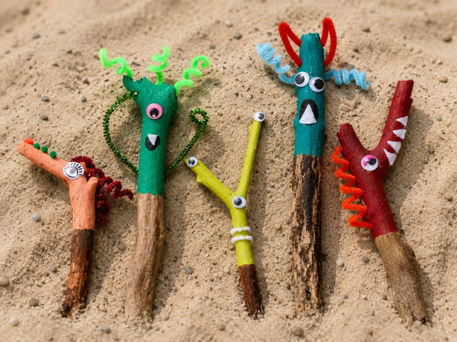 Workshop takkenbeesten maken