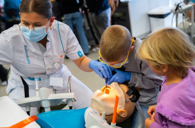 Kidsplein I Kom naar de Tandenwerkplaats van het Radboudumc (4+)