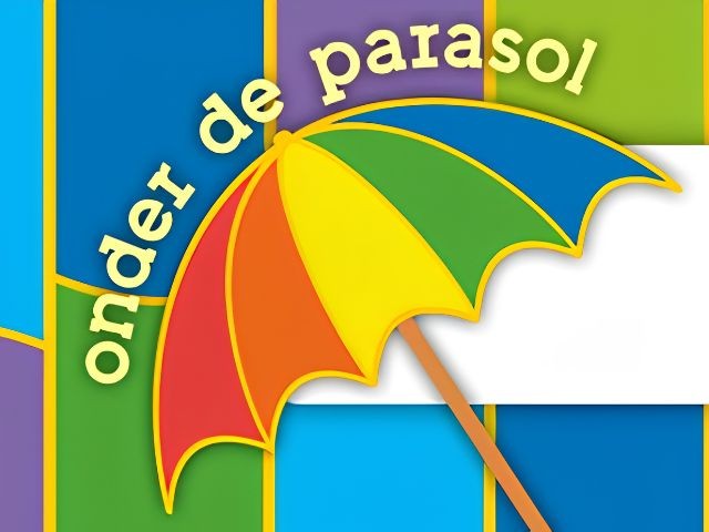 Onder de Parasol: Een zomer vol gezelligheid, cultuur en ontmoeting