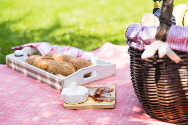 Picknick in de rozentuin (Ouder- en kindcafé)