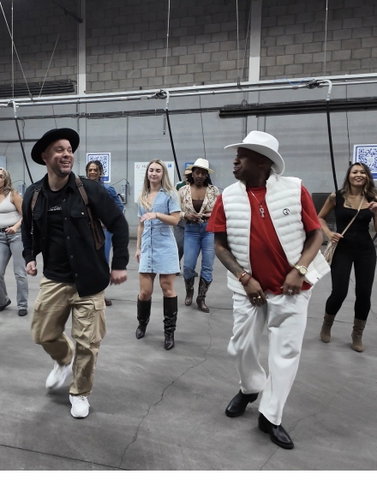 Workshop U-Line Dance