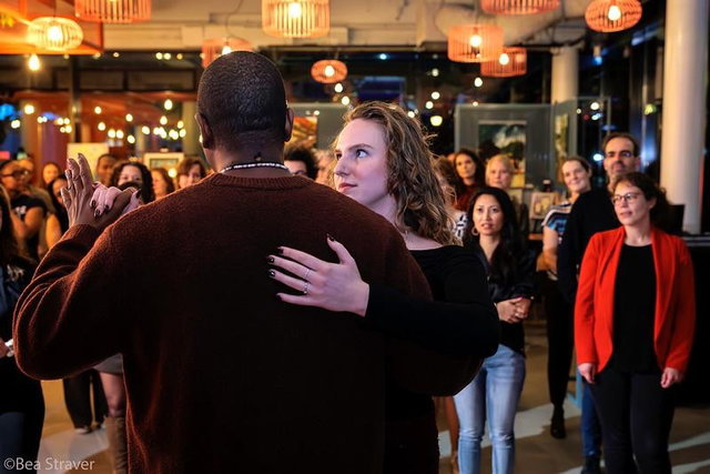 CKE de kunstkamer: Dans samen de Bachata