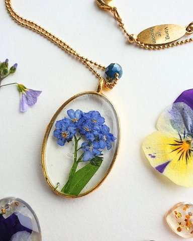 Workshop Botanische sieraden met UV-resin