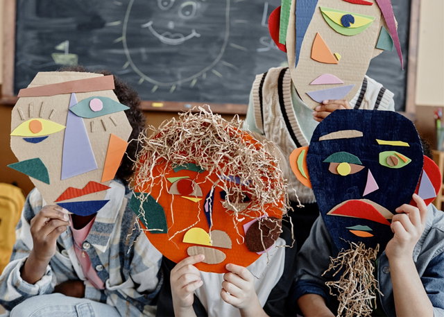 Vakantie Maakmiddag: Theater, Muziek & Beeldende Kunst (7-12 jaar)