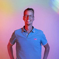 Stap in de spotlight en maak samen een spannend podcastverhaal!