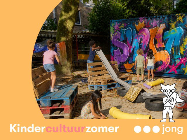 KCZ Lekker buitenspelen en een drankje doen