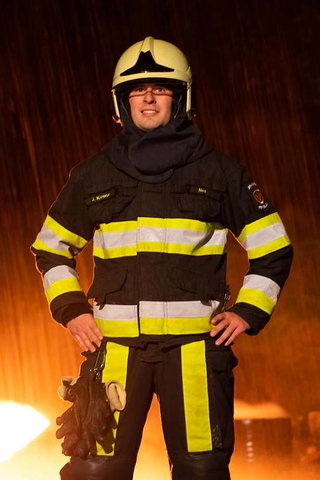 Voorleeshalfuurtje met de brandweer