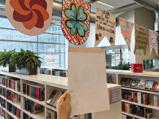Knutsel een vlag voor 110 Jaar de Bibliotheek Eindhoven!