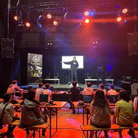 Meet the pro's: van hacker tot DJ (8+)