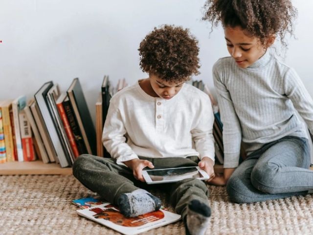 Inspiratiebijeenkomst primair onderwijs: Lezen én digitale geletterdheid
