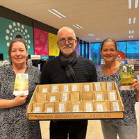 Met de handen in de modder: Zaden oogsten en bewaren