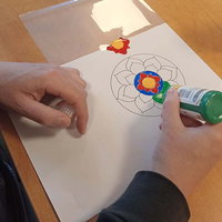 Creatieve ochtend: raamstickers maken