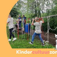 Klimmen en klauteren tussen de bomen!