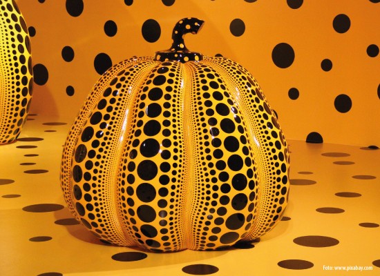 Kunstlezing over levende legende Yayoi Kusama