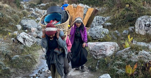 Ccoba: Klimmen in de Himalaya door Eelco den Boer