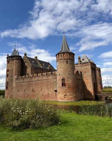 Voorlezen in het Muiderslot