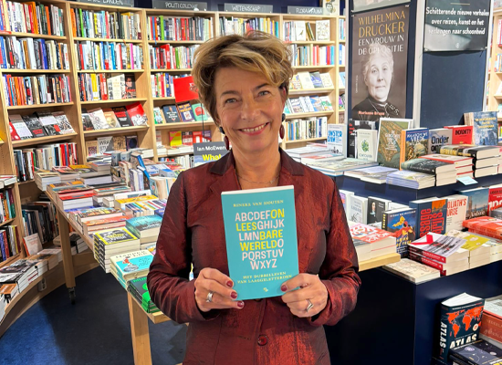 Feit of fabel? Een onthullende avond over lezen en laaggeletterdheid met Rineke van Houten