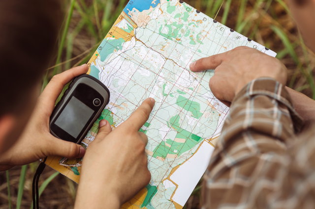 Geocaching met SeniorWeb: schat zoeken met je telefoon