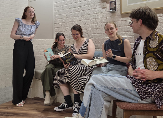 Udense Book Lovers