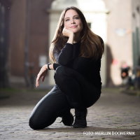 Tussen de Regels: Ellen Deckwitz viert de poëzie