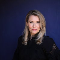 Meet & Greet: Ontmoet schrijfster Elle van Rijn en ontdek het verhaal achter haar nieuwste roman Gestolen geluk.
