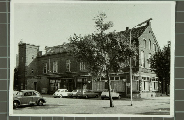 Stadsgidsen vertellen: ''Ze hebbe alles aafgebroëke'' 08-10-2026 20:00