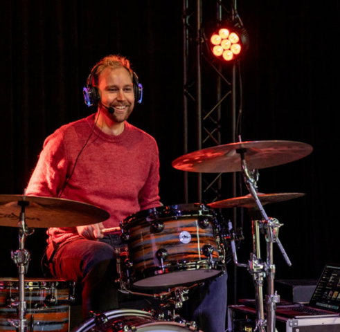 SPOT AAN! Drum mee met Crazy Drums