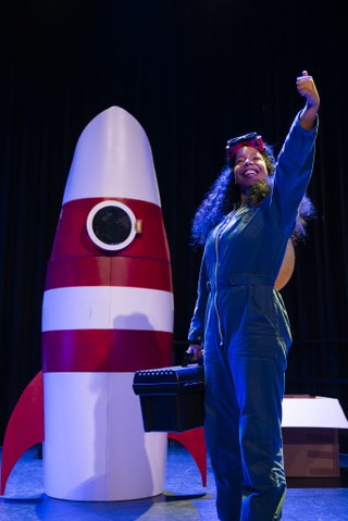 VoorleesExpress Jubileum: Voorstelling André Astronautje