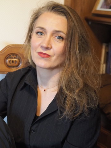 Interview met Alicja Gescinska over haar boek "Vrouwen in duistere tijden"
