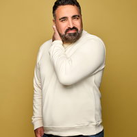 Interview met Sinan Can over "Het boek der omhelzingen"