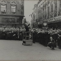 Historisch Café: ‘Een eeuw strijdliederen in Nederland: van arbeidsrecht naar antiracisme’