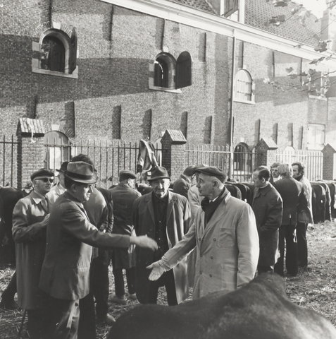 Een huis vol Verhalen – Over hoe een eeuwenoude traditie als de Koeiemart springlevend blijft.