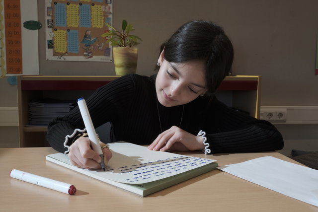 Schrijf een verhaal in al je talen (8-12 jaar)