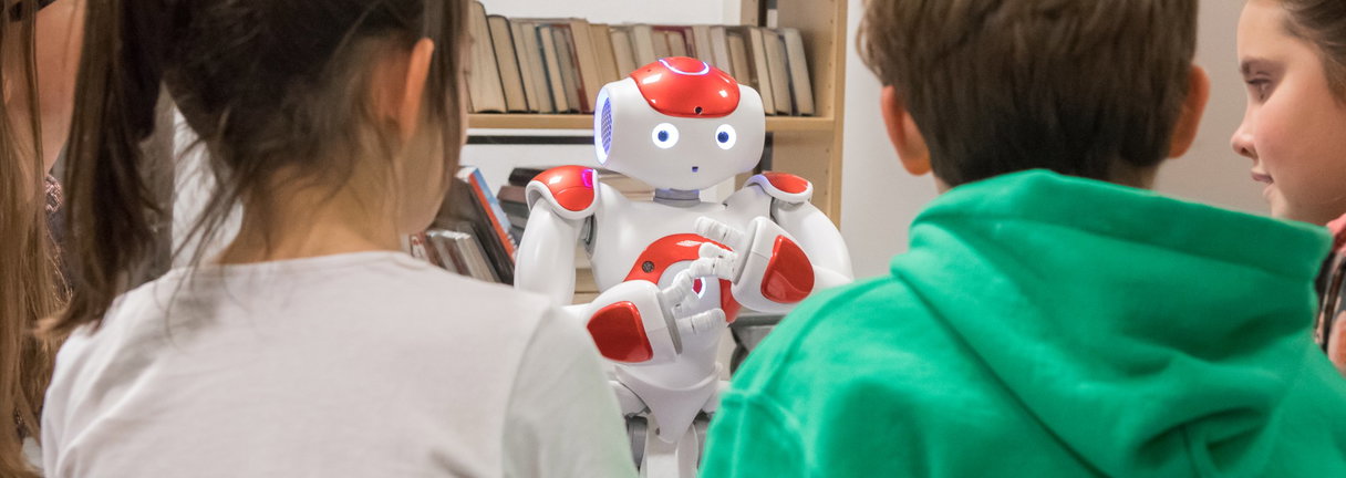 Los een mysterie op met Robotdetective Robin (8+)