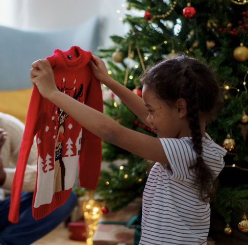 Maak je eigen foute kersttrui (6+)