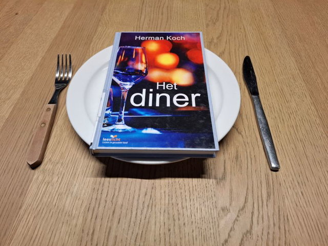 Eat, Meet & Read "Het Diner"