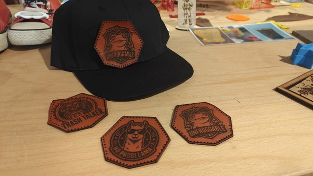 Embleem maken van leer