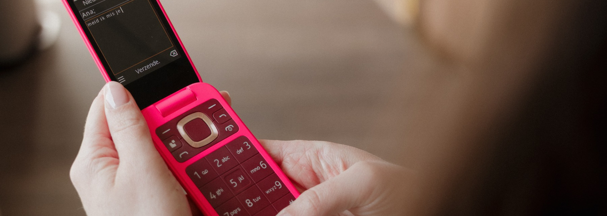 Een jaar lang zonder smartphone door Sam Lubbers