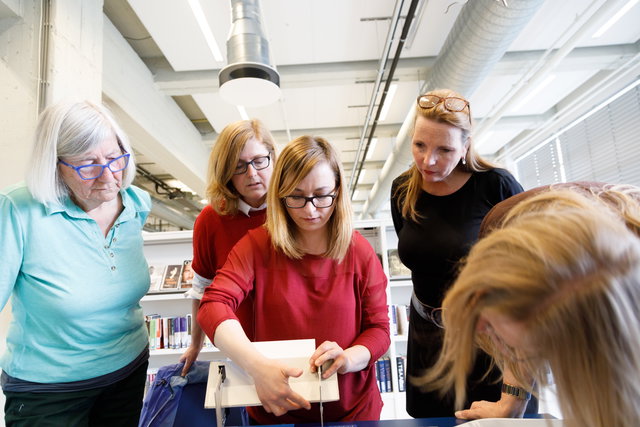 Workshop: Bookbinding / Handboekbinden