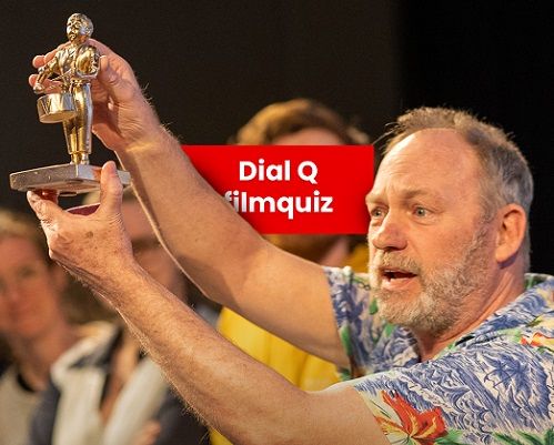 dbieb en Slieker presenteren: Dial Q Filmquiz