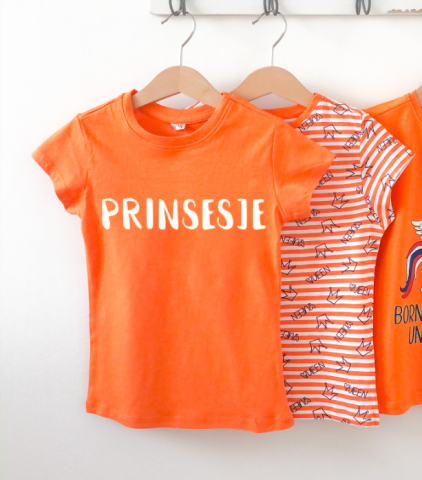 Maak je eigen koninklijk t-shirt