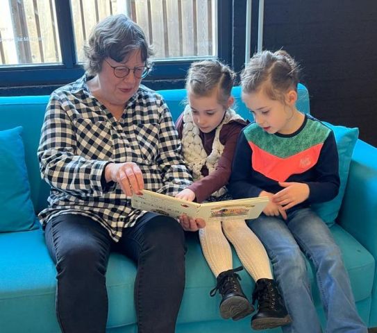 Voorleesmomentje in Bibliotheek Cuijk