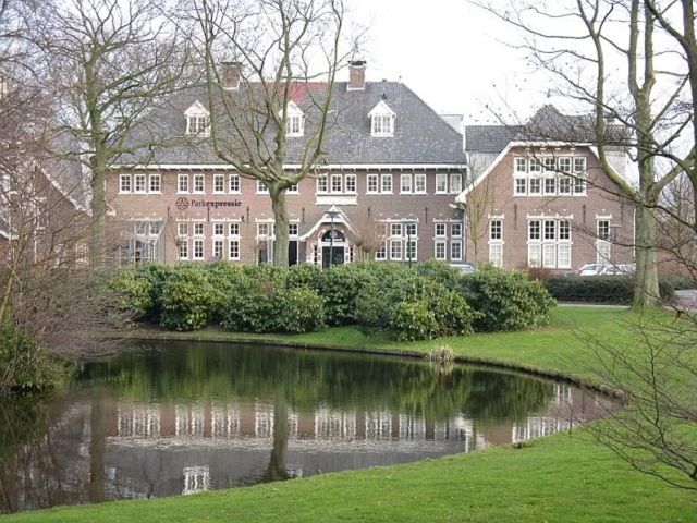 Zin in Zondag: Stadswandeling Lage Zijde / Park Rijnstroom Martha-Stichting