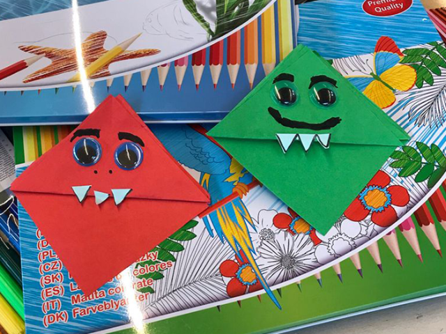 Boekenhappertje knutselen