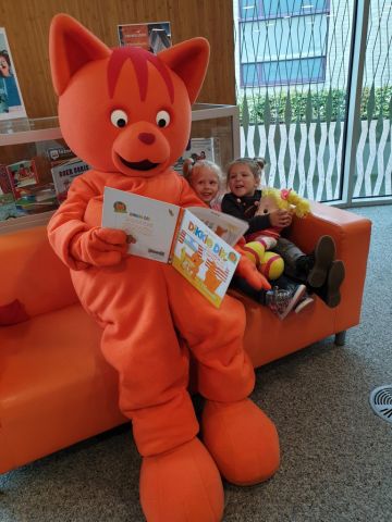 Zomerprogramma: Voorlezen met Dikkie Dik 26-08-2023 11:00