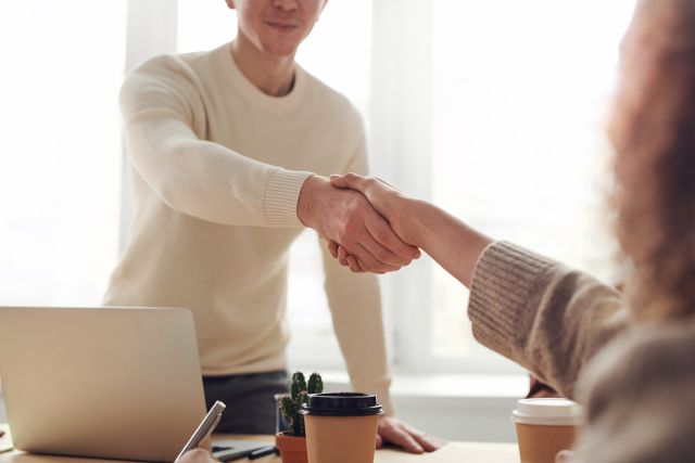 Werk zoeken met de bieb: Oefen je sollicitatiegesprek