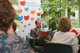 Nationale Voorleeslunch 2025 bij de Zorggroep Tollensstraat