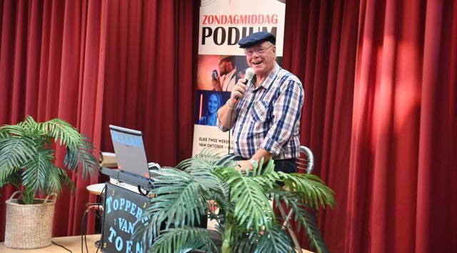 Zondagmiddagpodium: Country Roads met Adriaan Schipper