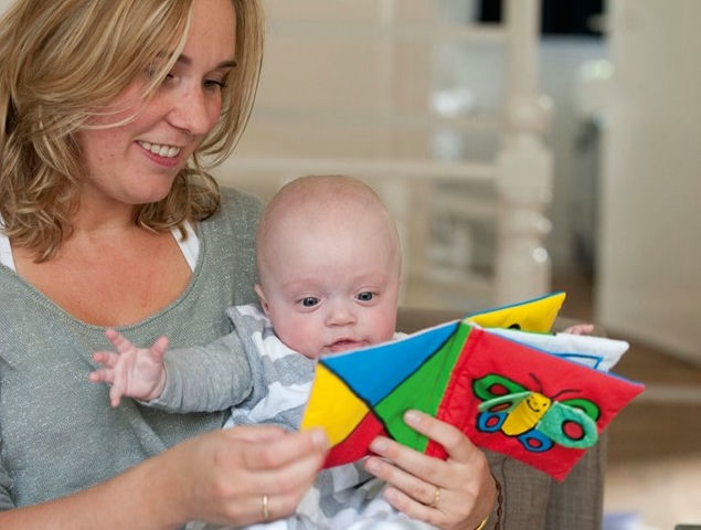 BoekStartwebinar: Met je baby en dreumes plezier beleven aan voorlezen!